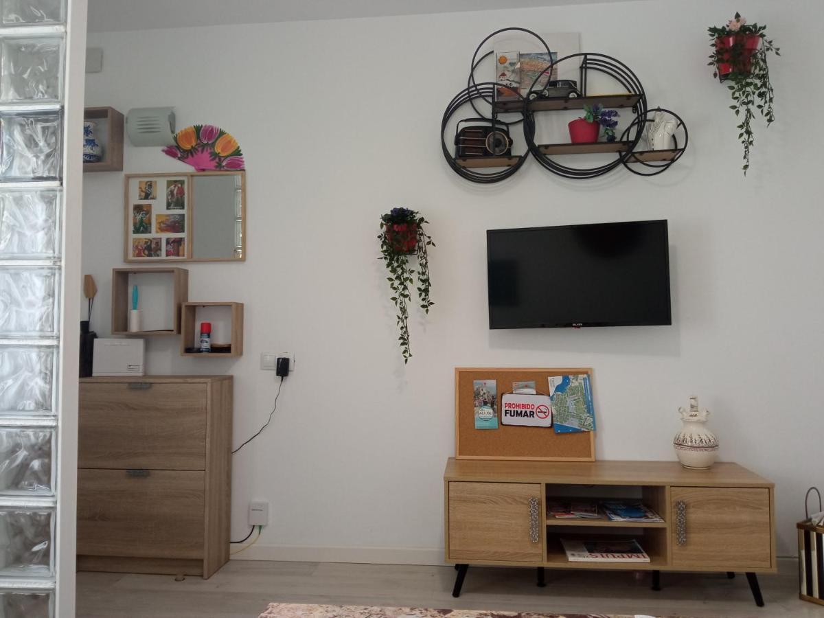 Casita De Tais Apartment อาลิกันเต ภายนอก รูปภาพ