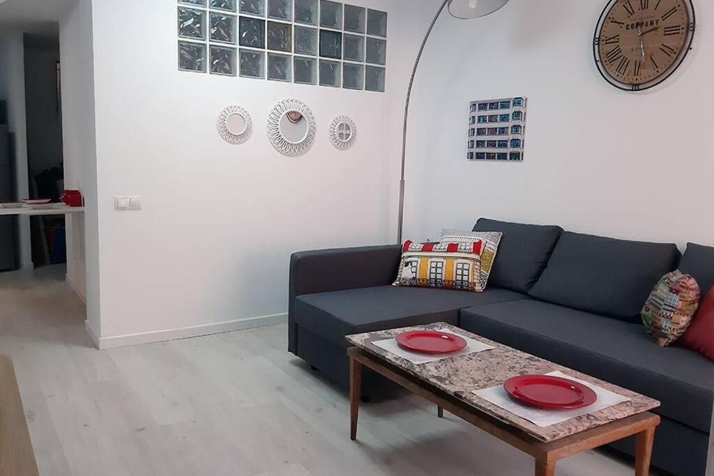 Casita De Tais Apartment อาลิกันเต ภายนอก รูปภาพ