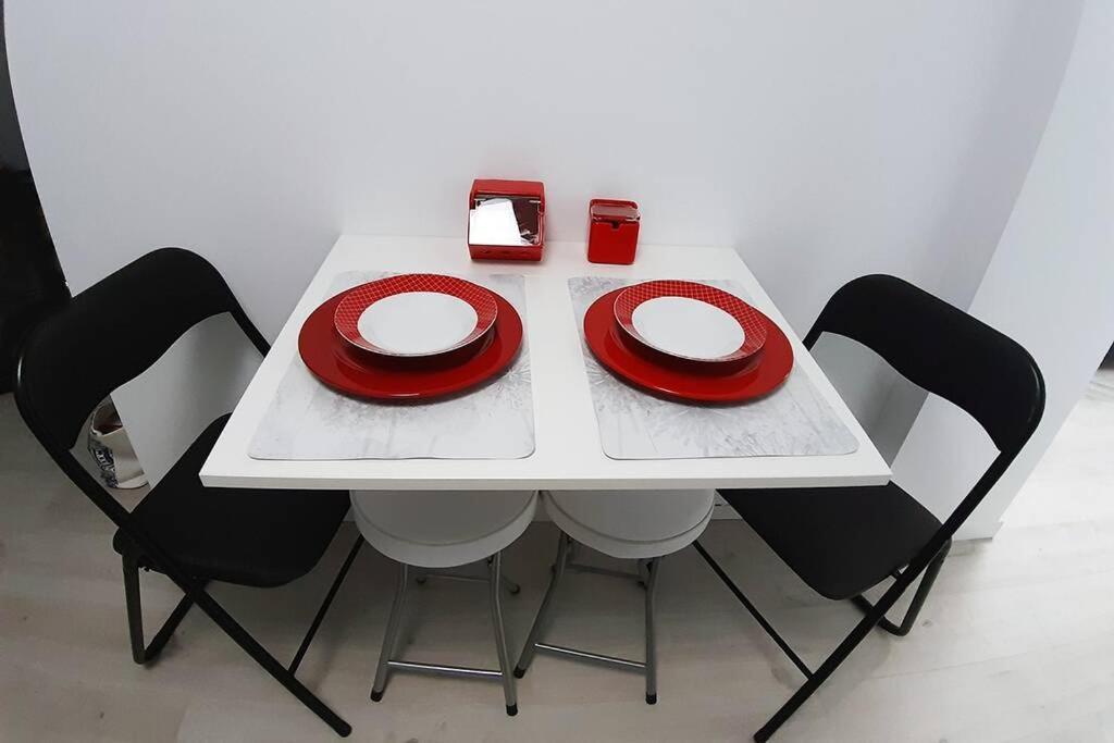 Casita De Tais Apartment อาลิกันเต ภายนอก รูปภาพ